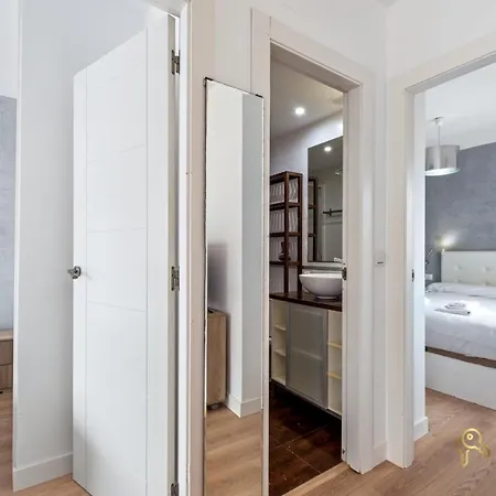 Penthouse In The Heart Of For 6 People * Malaga